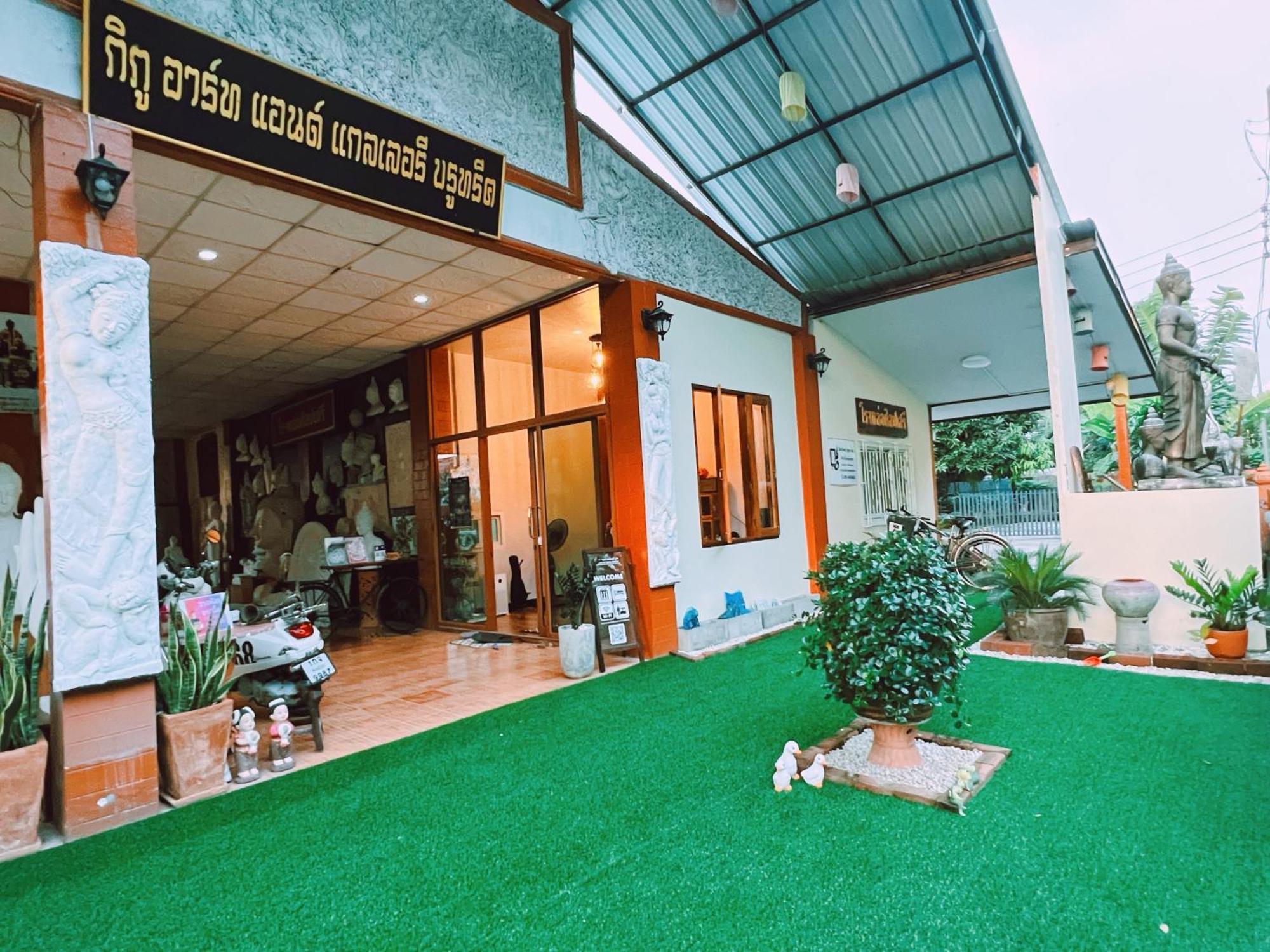 Phiphu Art And Gallery Boutique Sukhothai Esterno foto